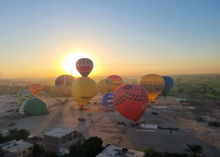 Hot Air Balloon Ride in Luxor