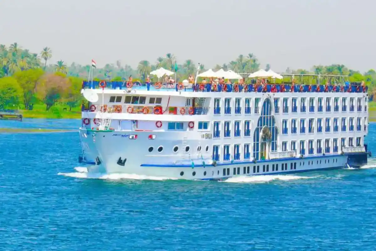 5-Day Nile Cruise to Aswan with Balloon Ride