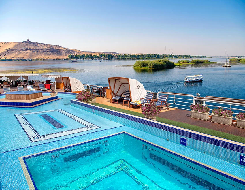 Egypt Luxury Vacation package 10-Day Cairo, Luxor, Aswan & Nile Cruise