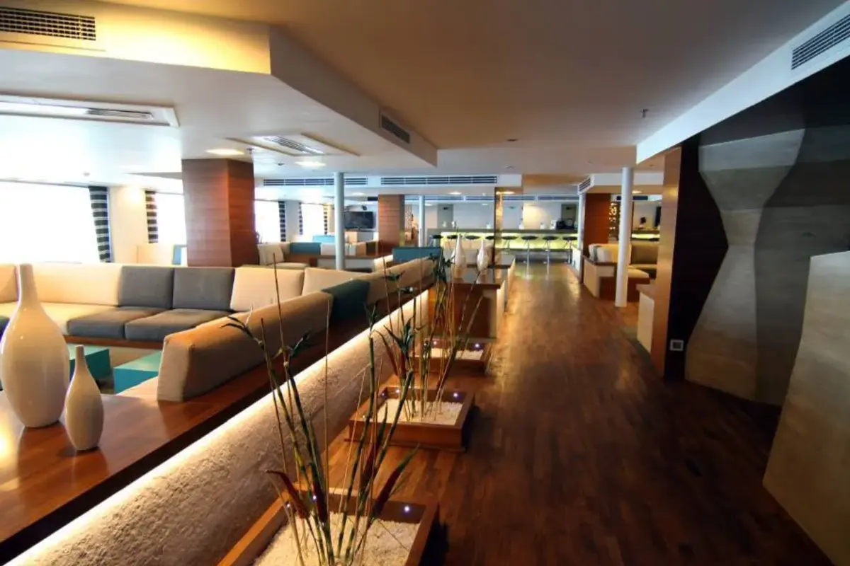 5-day luxury Nile Cruise Luxor to Aswan with Balloon Ride