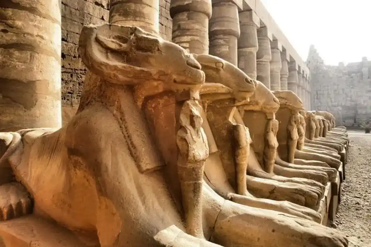 Croisière de luxe de 8 jours sur le Nil, de Louxor à Louxor | Expérience ultime en Égypte