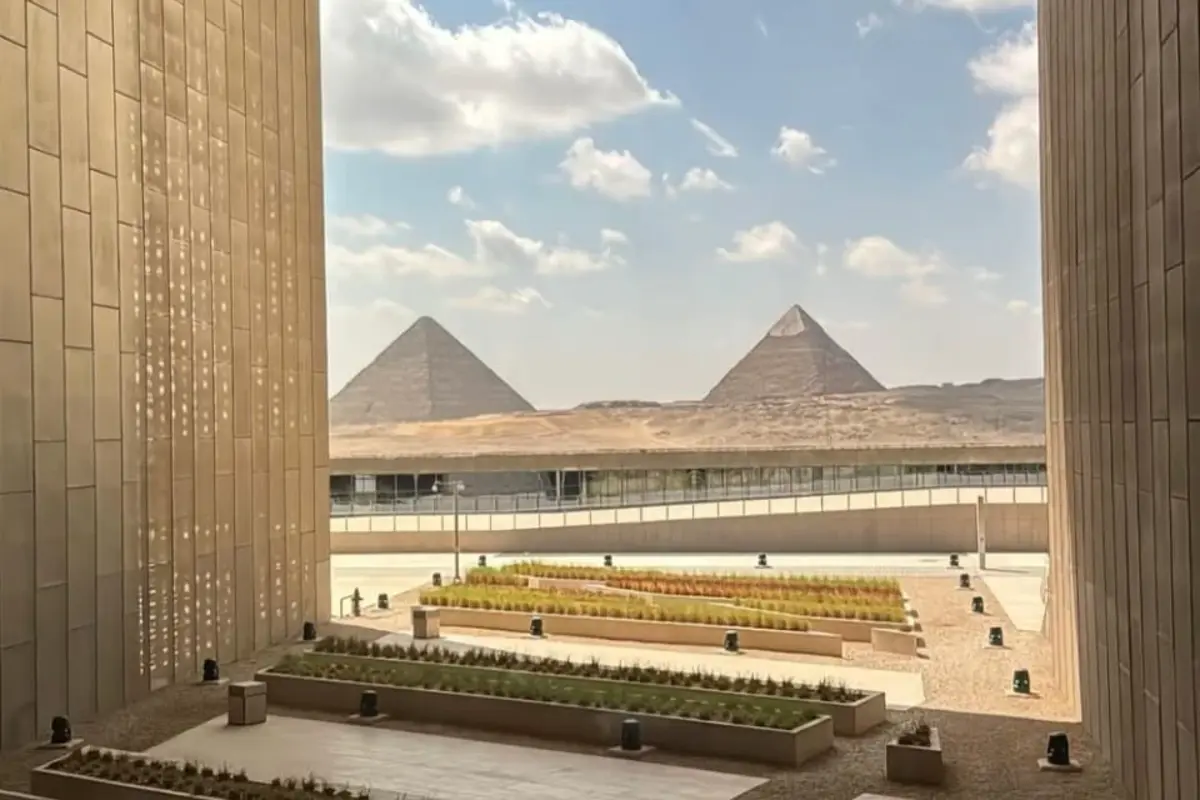 Cairo Layover Tour from Cairo Airport – Pyramids, Sphinx & Grand Egyptian Museum