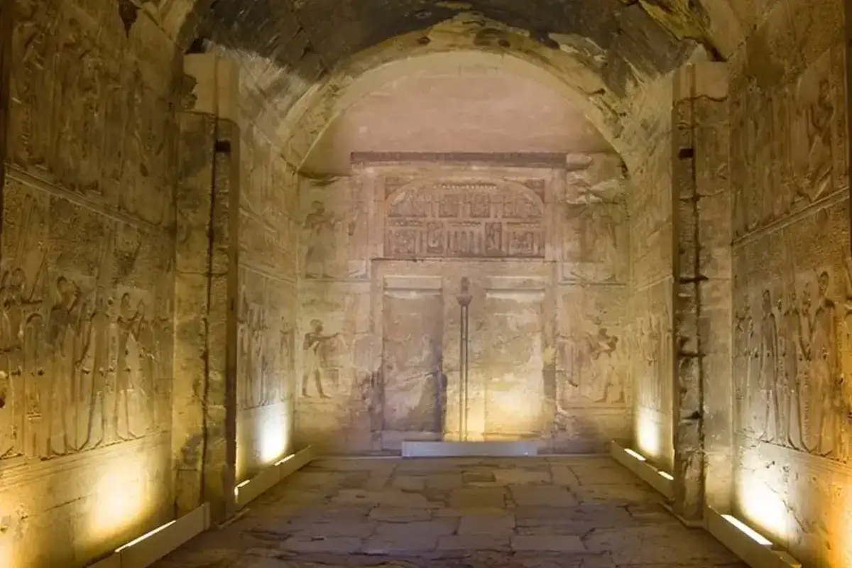 Visite privée des temples de Dendérah et d'Abydos au départ de Louxor