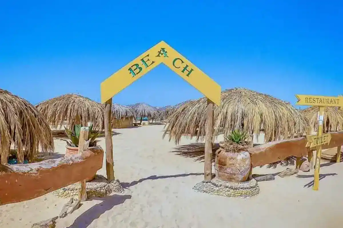 From Hurghada: Paradise Island Snorkeling Cruise