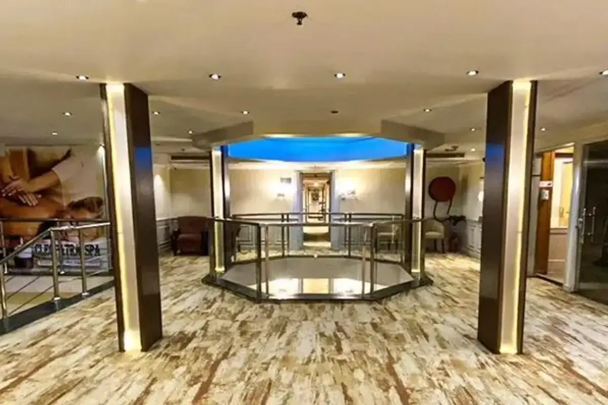 4-Day 3-Night Nile Cruise from Aswan to Luxor: Abu Simbel Include 