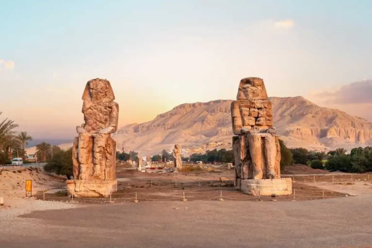Au départ d'Hurghada : excursion d'une journée à Louxor en bus