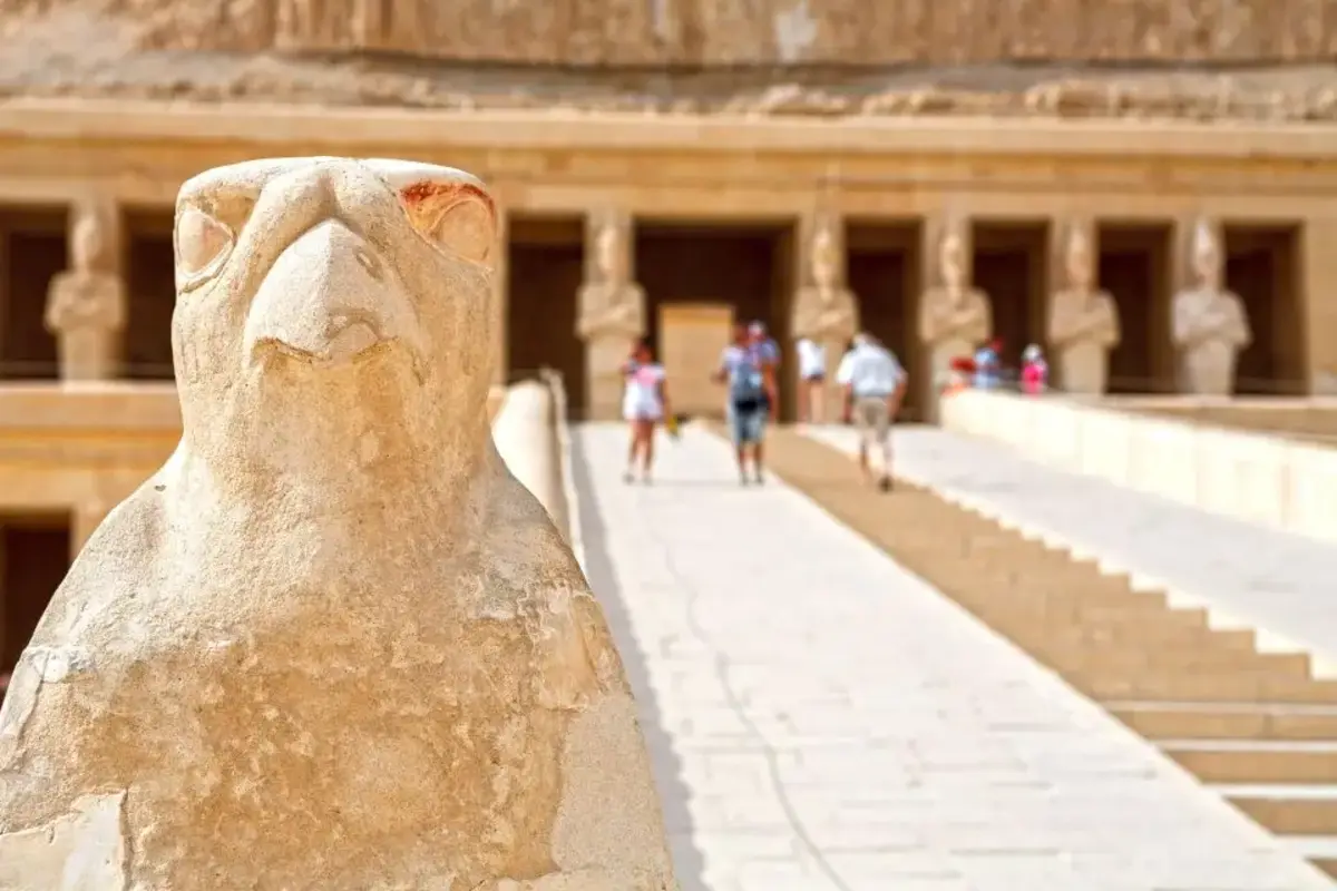 Au départ du Caire : excursion privée d’une journée à Louxor avec guide et vols inclus